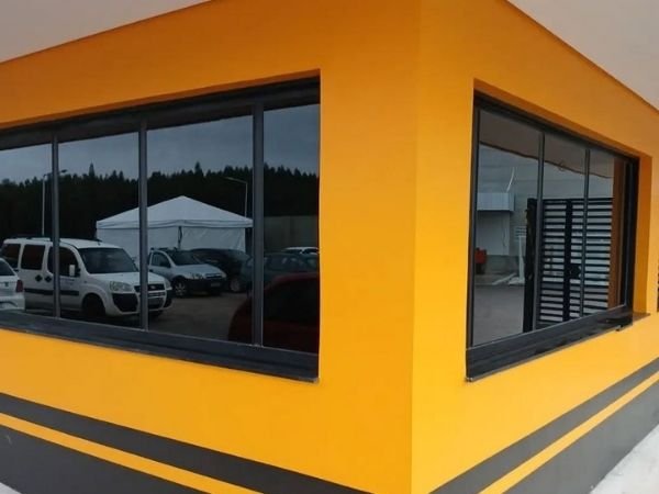 Melhore o isolamento solar com película fumê em Bela Vista de Goiás