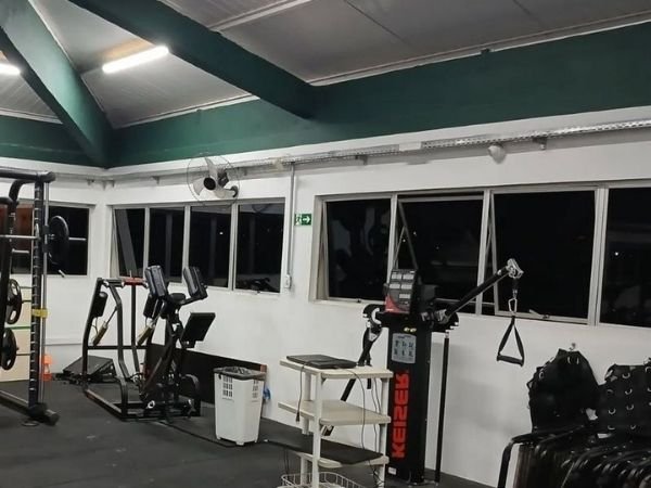 Instalação de isofilme em Inhumas