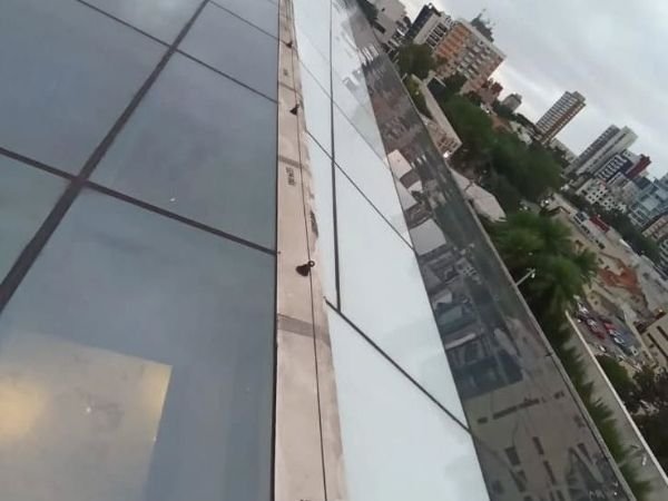 Conforto e privacidade com película de qualidade