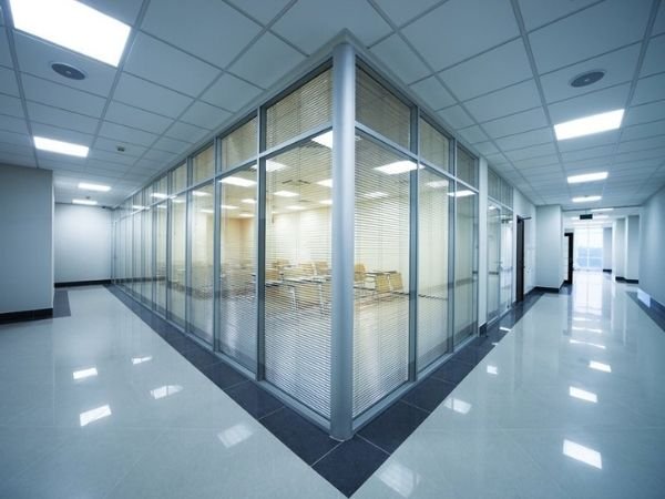 Aplicação de película de proteção solar em AlphaVille Flamboyant, Goiânia