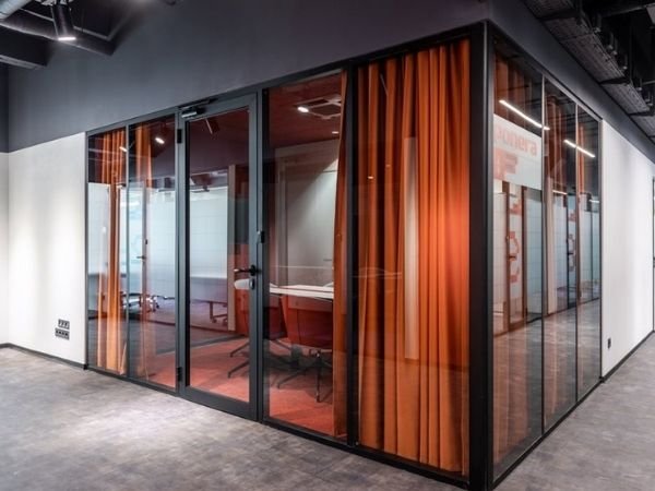 Aplicação de isofilme em Vila Santa Cruz, Goiânia