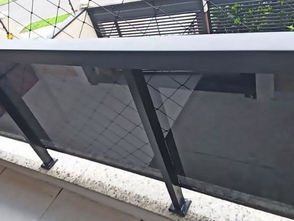 Aplicação de película espelhada em Jardim Guanabara I, Goiânia