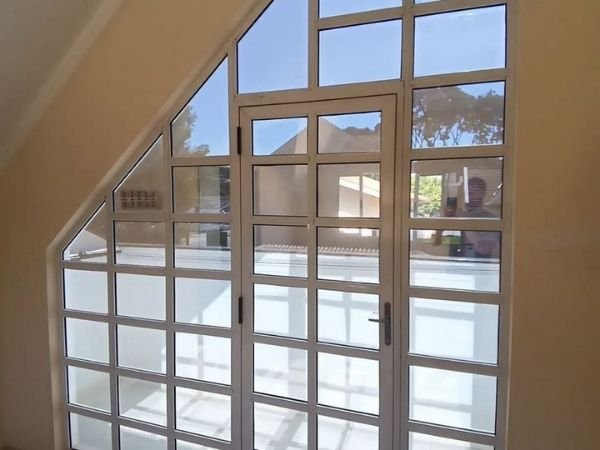 Película de Proteção Solar para Janelas em Setor Norte Ferroviário Goiânia Película de Proteção Solar para Janelas em Setor Norte Ferroviário Goiânia